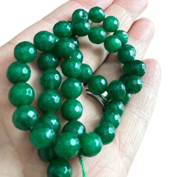 Faceted Strand of Deep Green Jade Beads Semi Precious Stones 16" - Picture 1 of 4